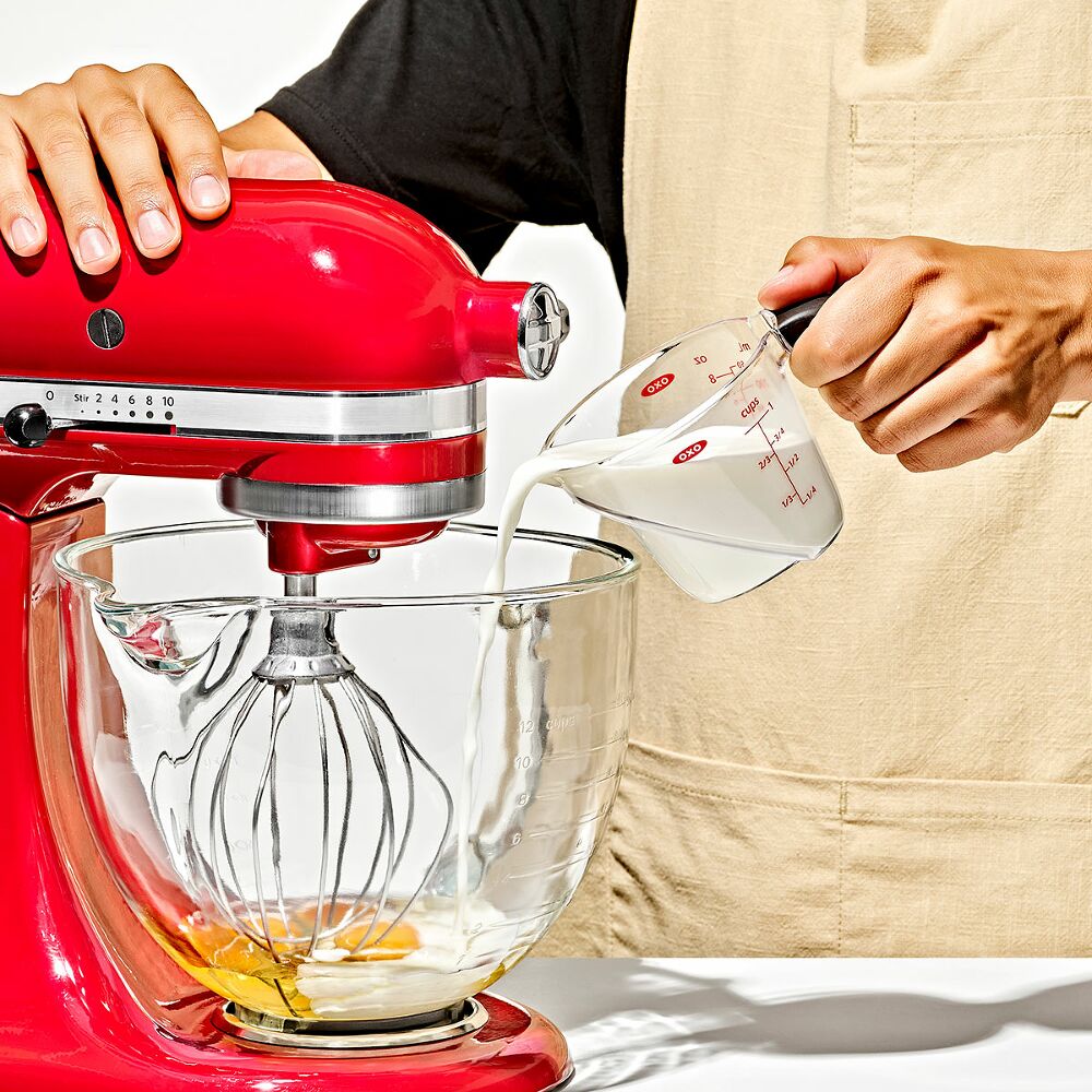1-Cup Angled Measuring Cup V1