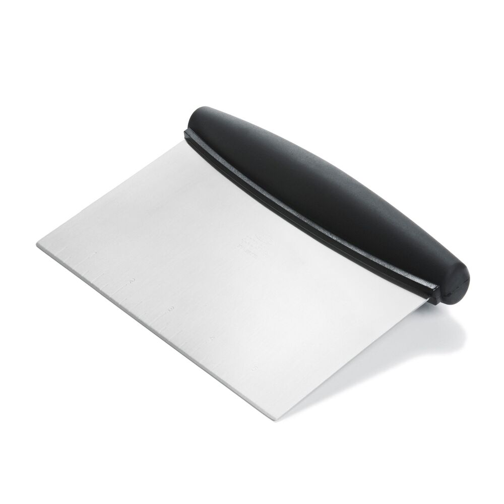 Multi-Purpose Scraper & Chopper D6