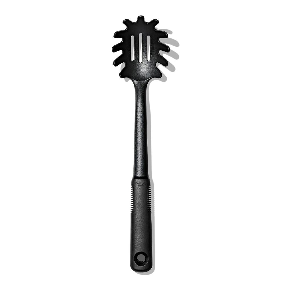 OXO Good Grips Nylon Spaghetti Server B4