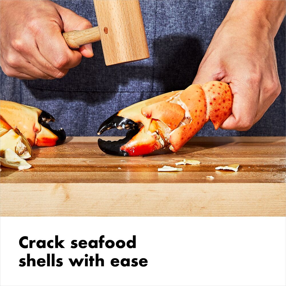 Wooden Seafood Mallet F7
