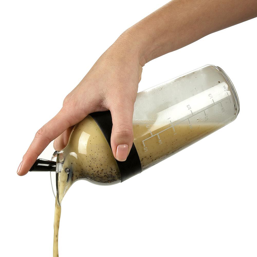 Salad Dressing Shaker W7