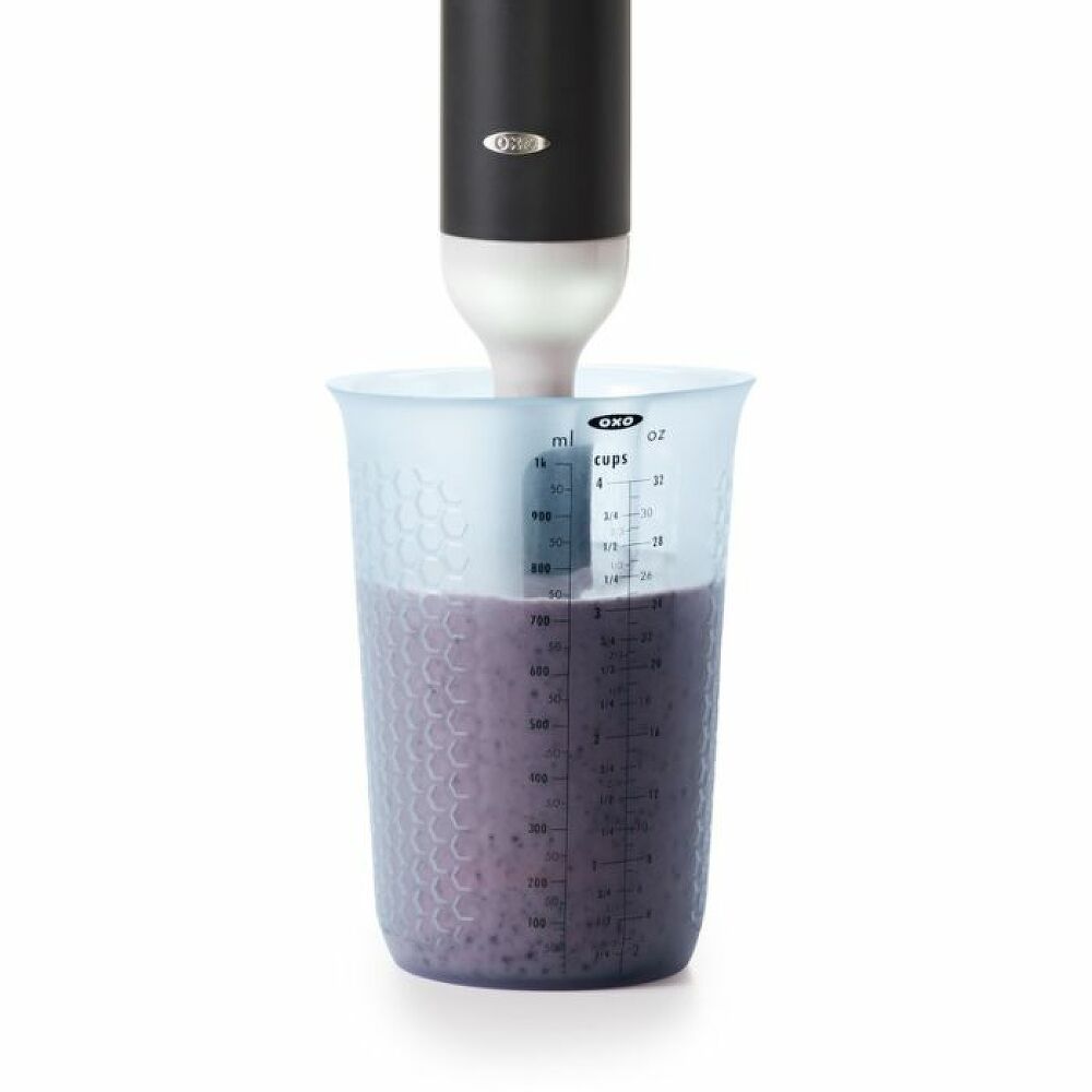 4 Cup Squeeze & Pour Measuring Cup B6