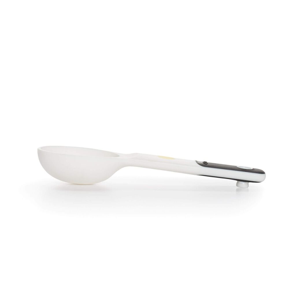 7 Piece Plastic Measuring Spoons - White F8