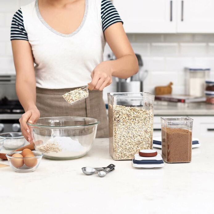8-Piece POP Container Baking Set L4