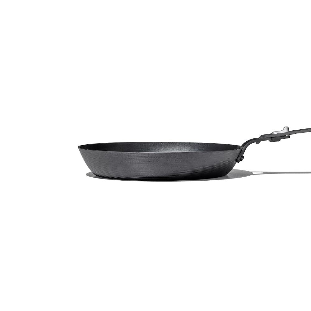Carbon Steel With Removable Handle 10in Pan D6