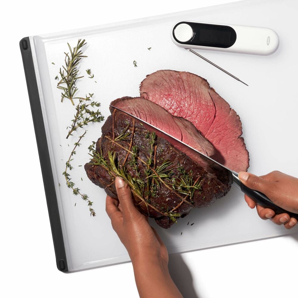 Carving and Cutting Board O4
