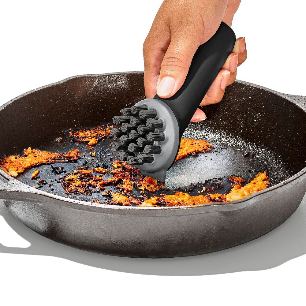 Cast Iron Brush C0