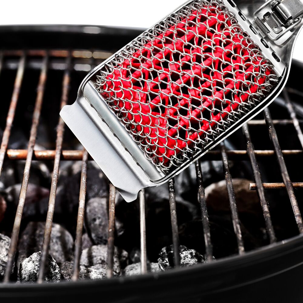 Coiled Grill Brush With Replaceable Head L3