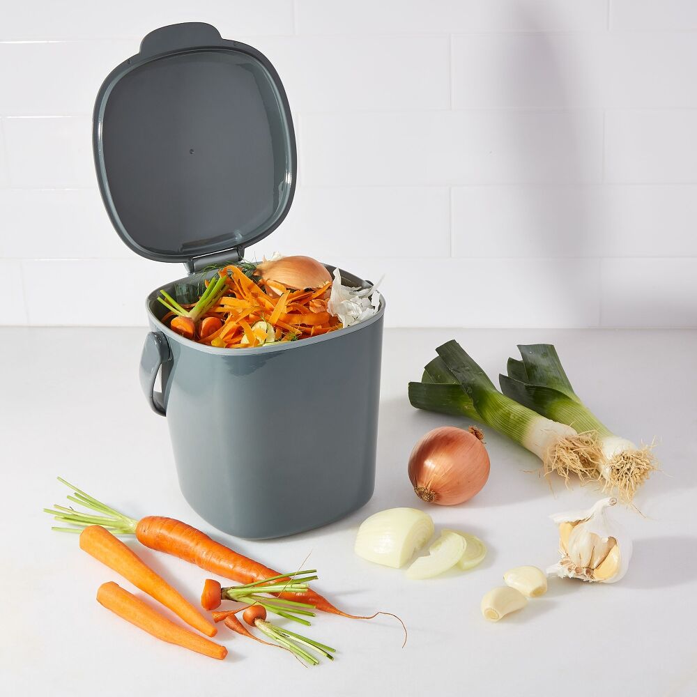 Easy-Clean Compost Bin - 0.75 Gal V0