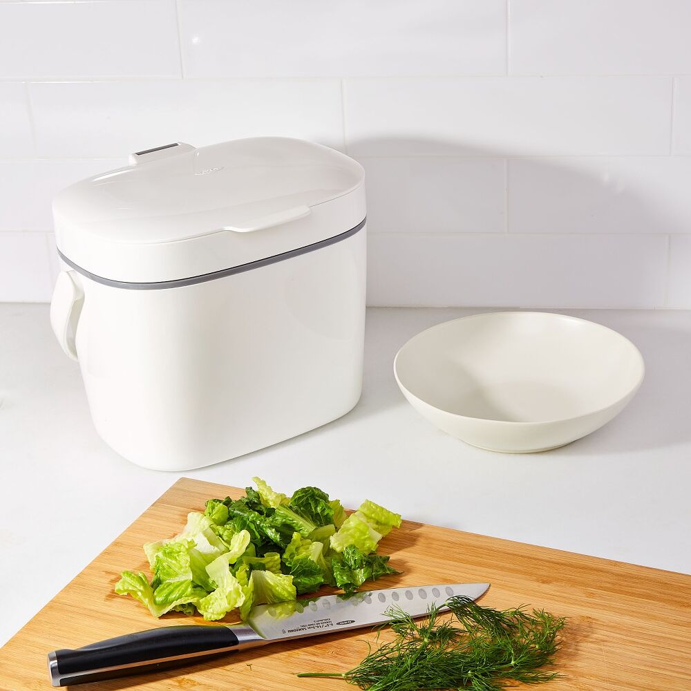 Easy-Clean Compost Bin - 1.75 Gal L2