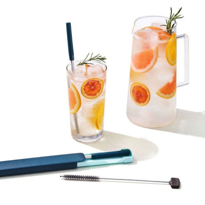 4-Piece Reusable Straw and Brush Set with Case D2