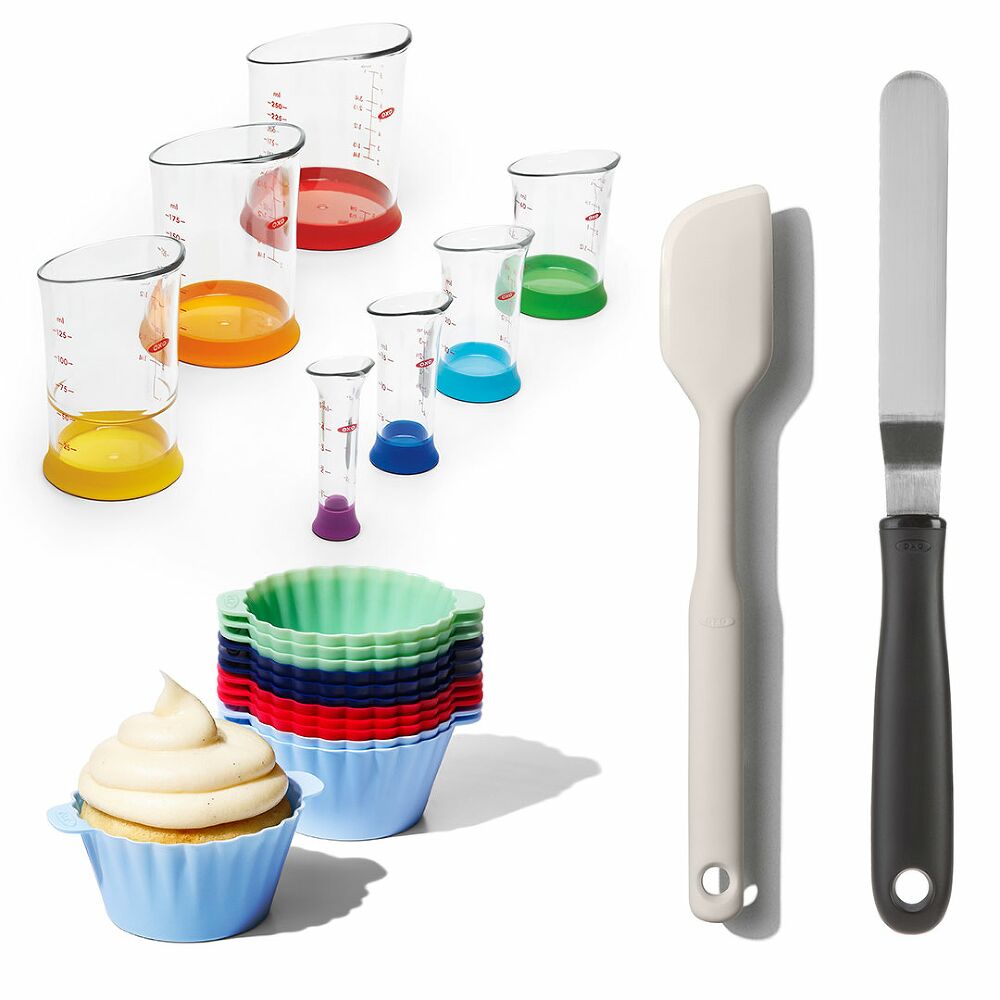 Kid-Friendly Cupcake Baking Bundle Q9