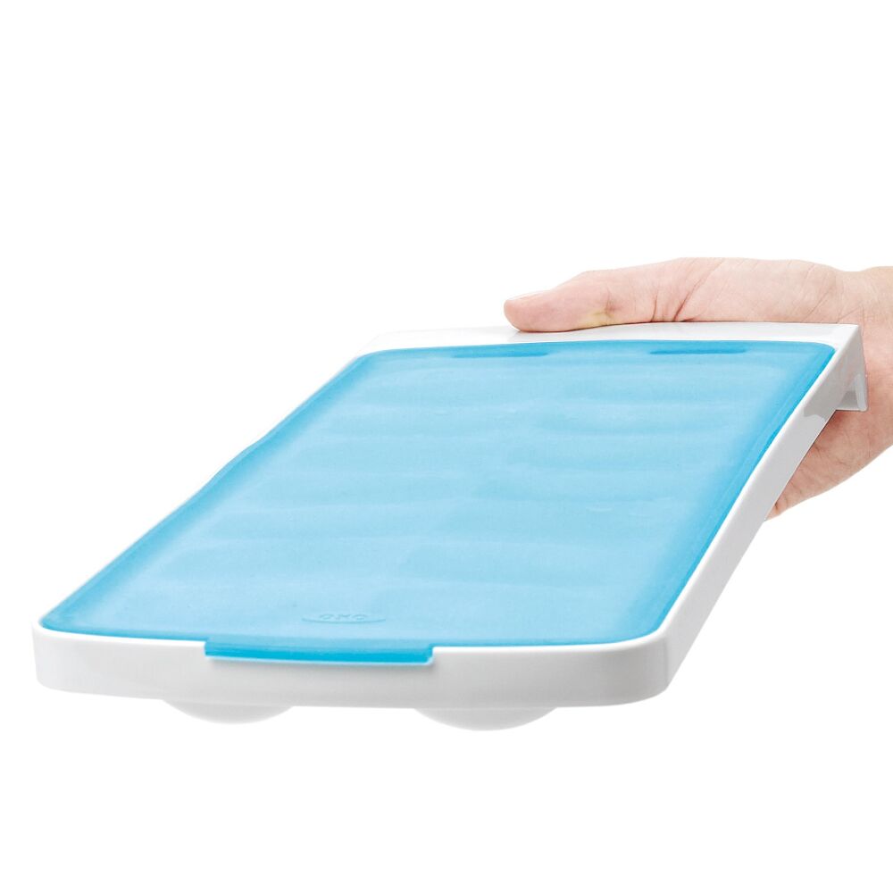 No-Spill Ice Cube Tray - 2 Pack S4