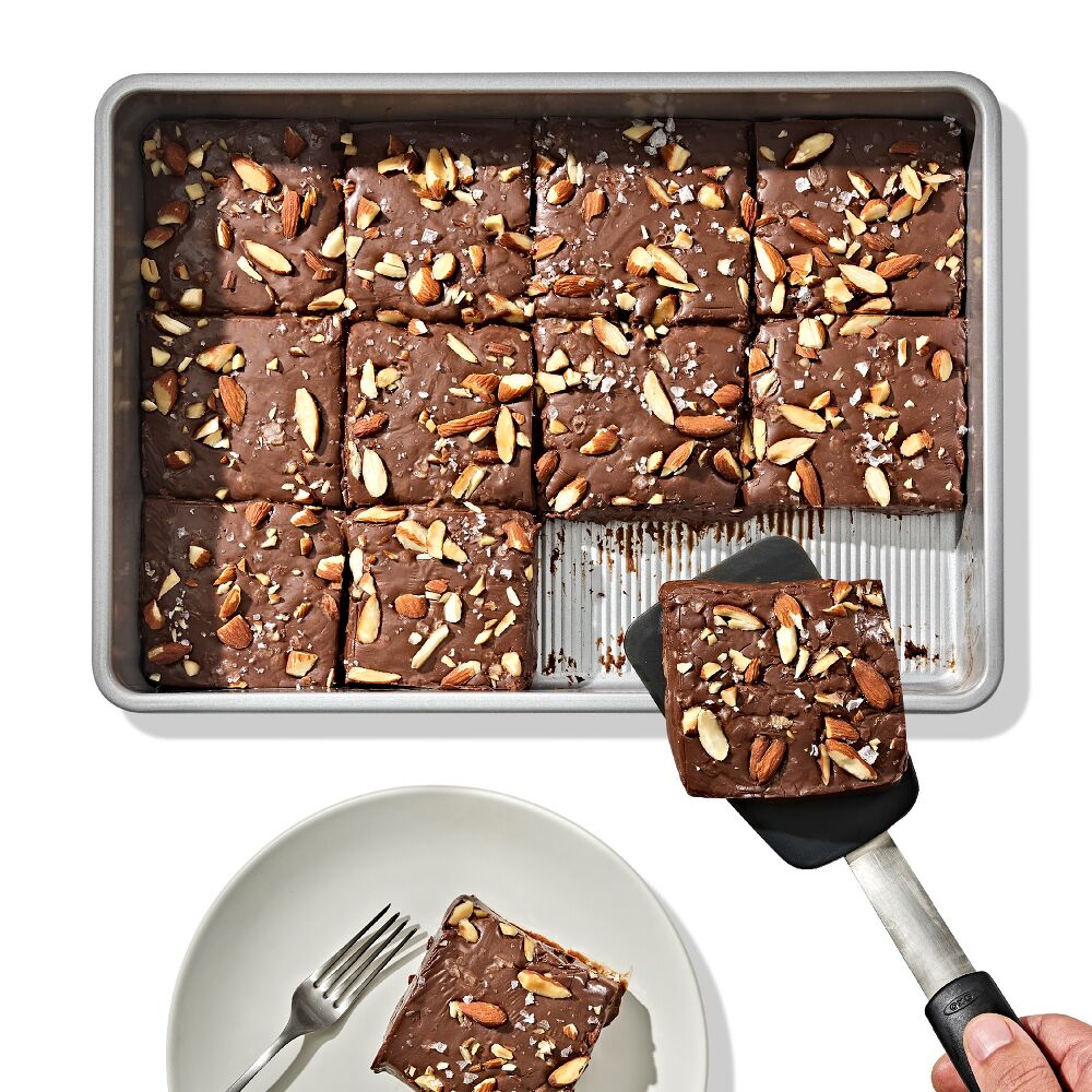 Non-Stick Pro Clear Coated 9 In x 13 In Cake Pan A7