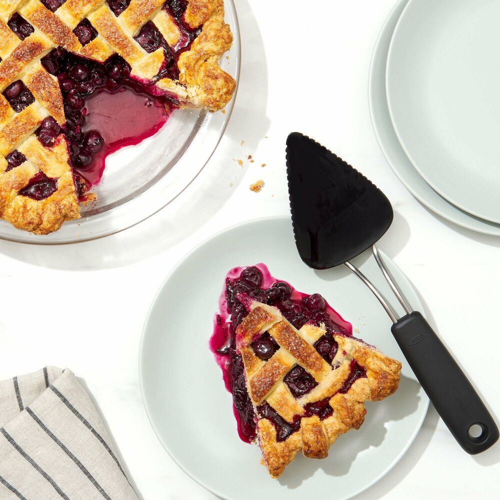 Nylon Flexible Pie Server L1