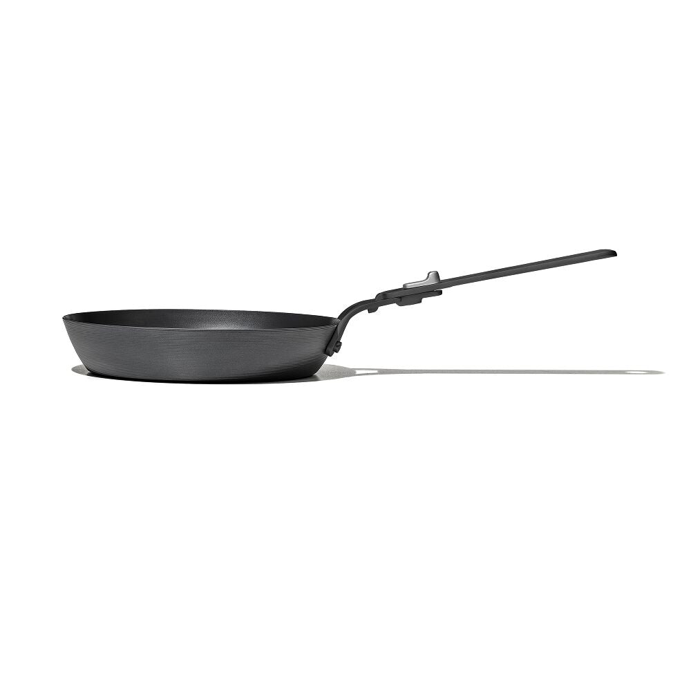 Carbon Steel With Removable Handle 8in Pan Z5