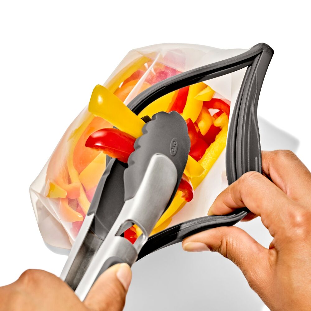 Outdoor Silicone Reusable Stand Up Bag Quart (32 oz) A3