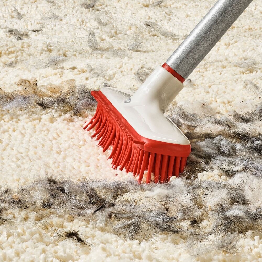 OXO Good Grips Fur Broom N7