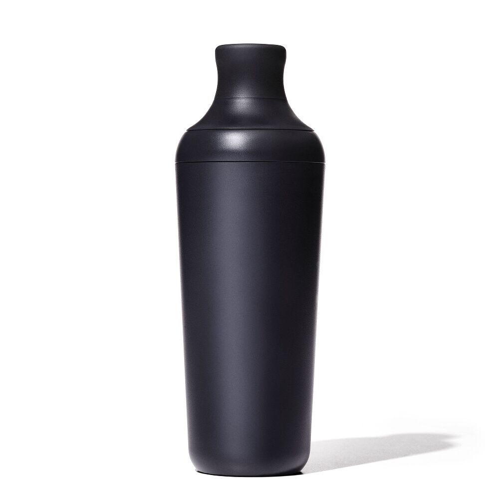 OXO Good Grips Plastic Cocktail Shaker- 20 oz/590 mL capacity O0