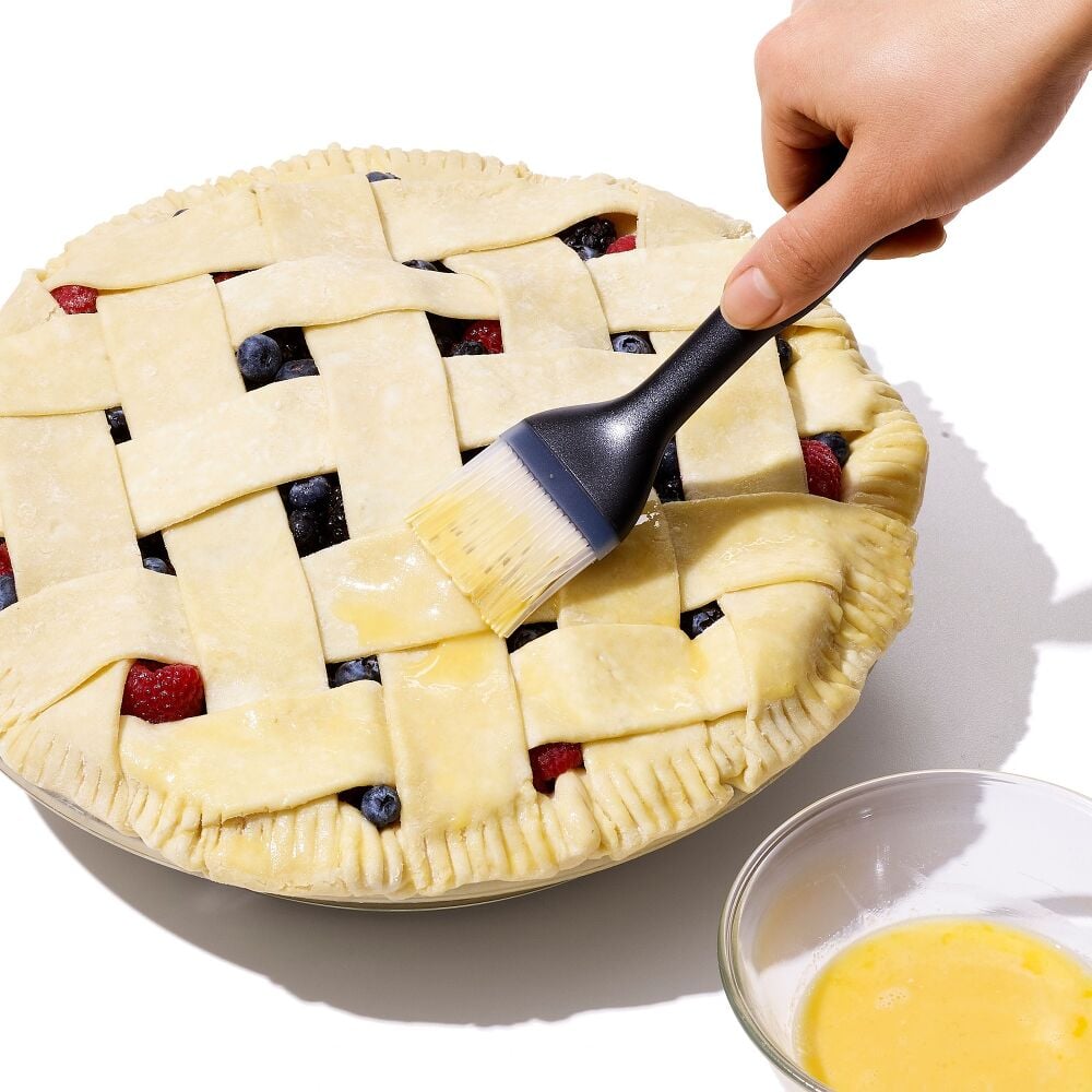 OXO Good Grips Silicone Pastry Brush M1