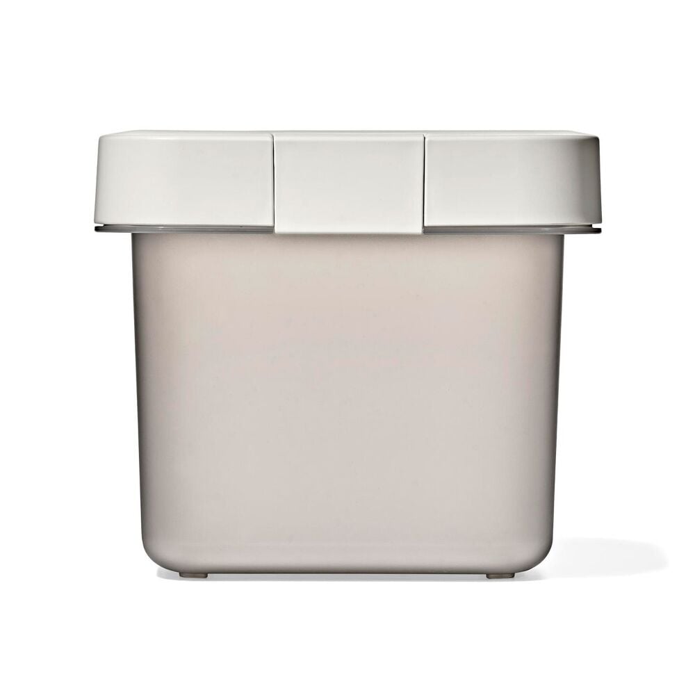 OXO Pet Airtight Food Container with Scoop — Small G6