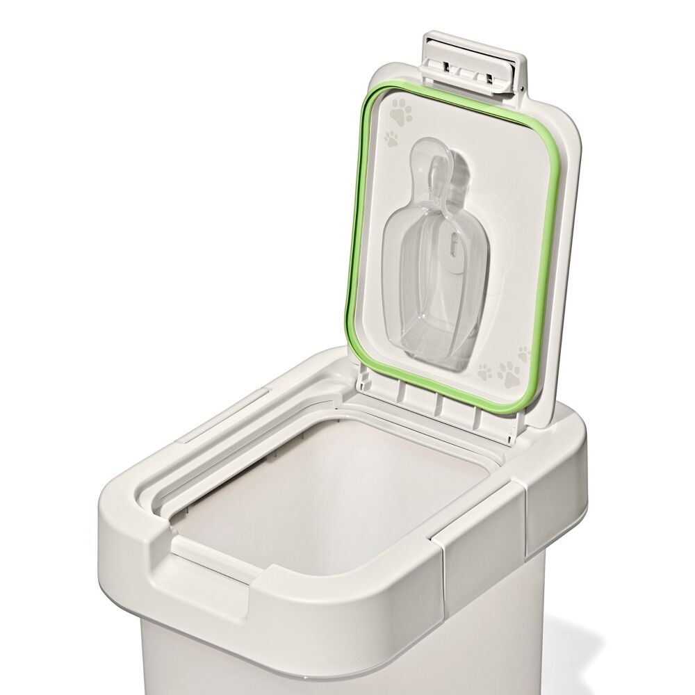 OXO Pet Airtight Food Container with Scoop — Small G6