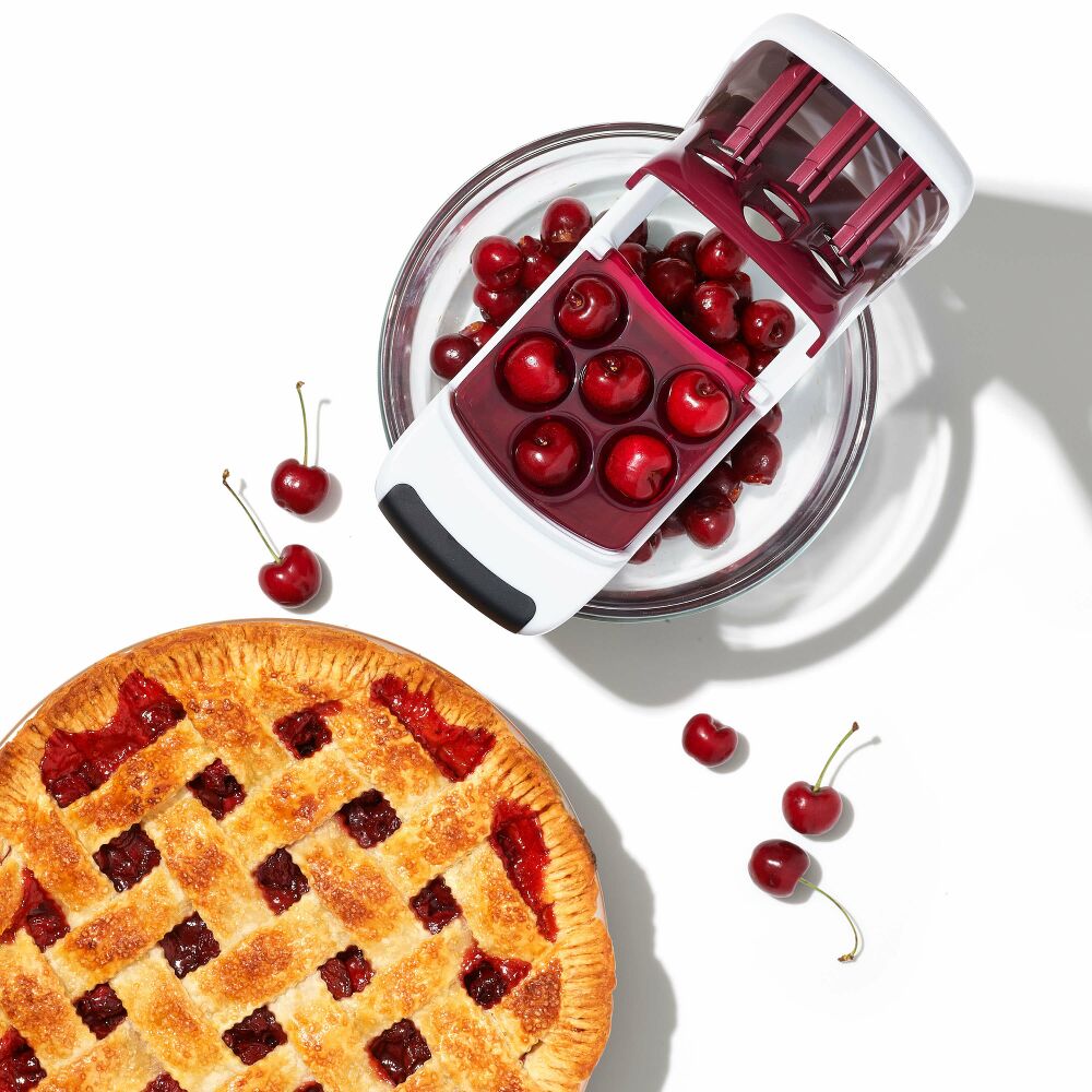 Quick-Release Multi Cherry Pitter S6