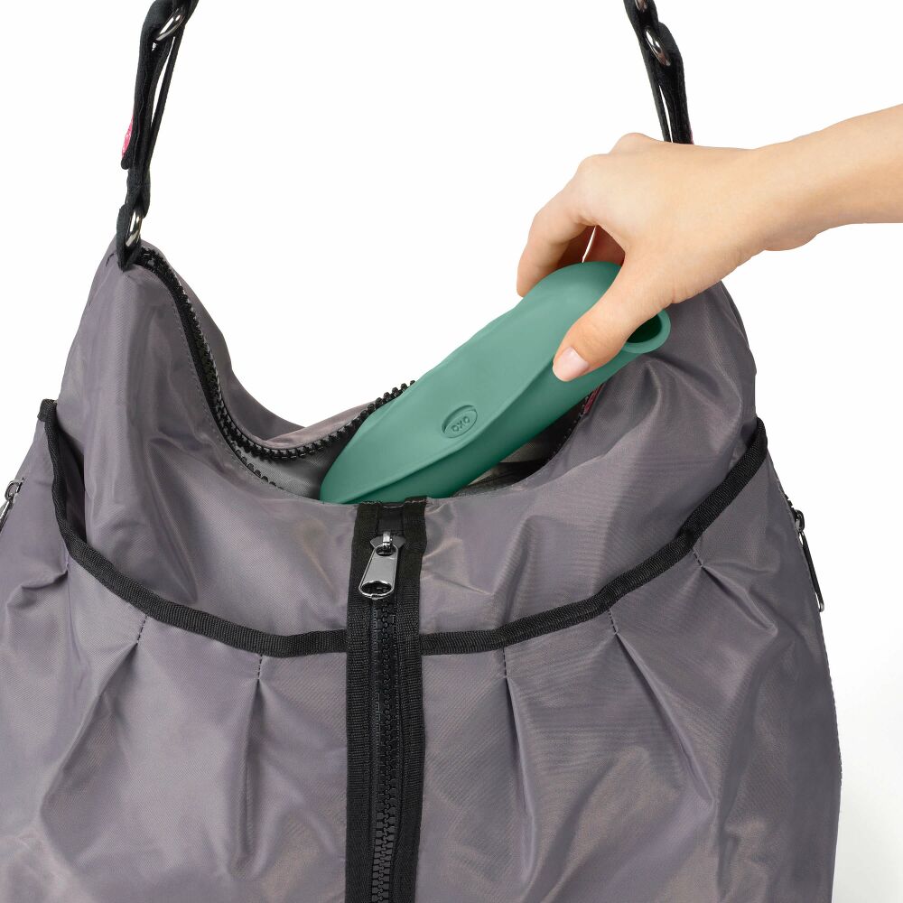 Roll-Up Bib Set D3