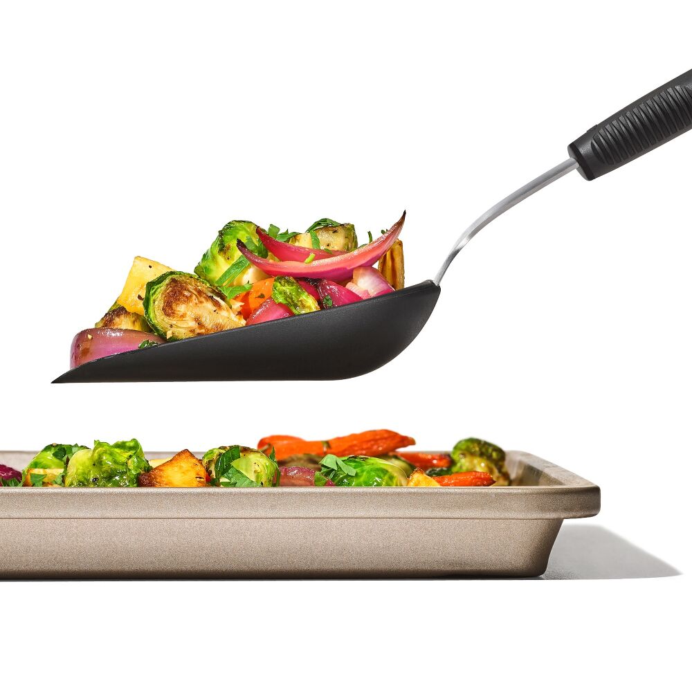 Sheet Pan Scoop E4