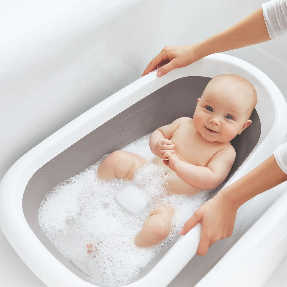 Splash & Store Bathtub C8