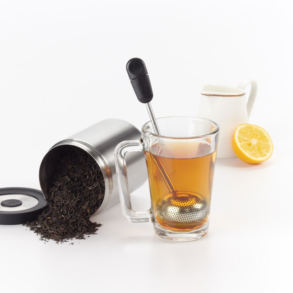 Twisting Tea Ball D5
