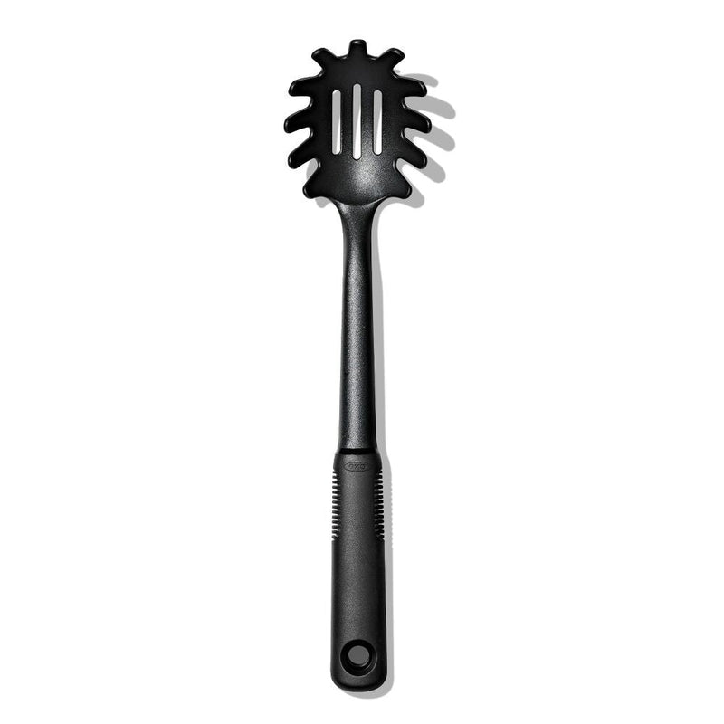 OXO Good Grips Nylon Spaghetti Server B4